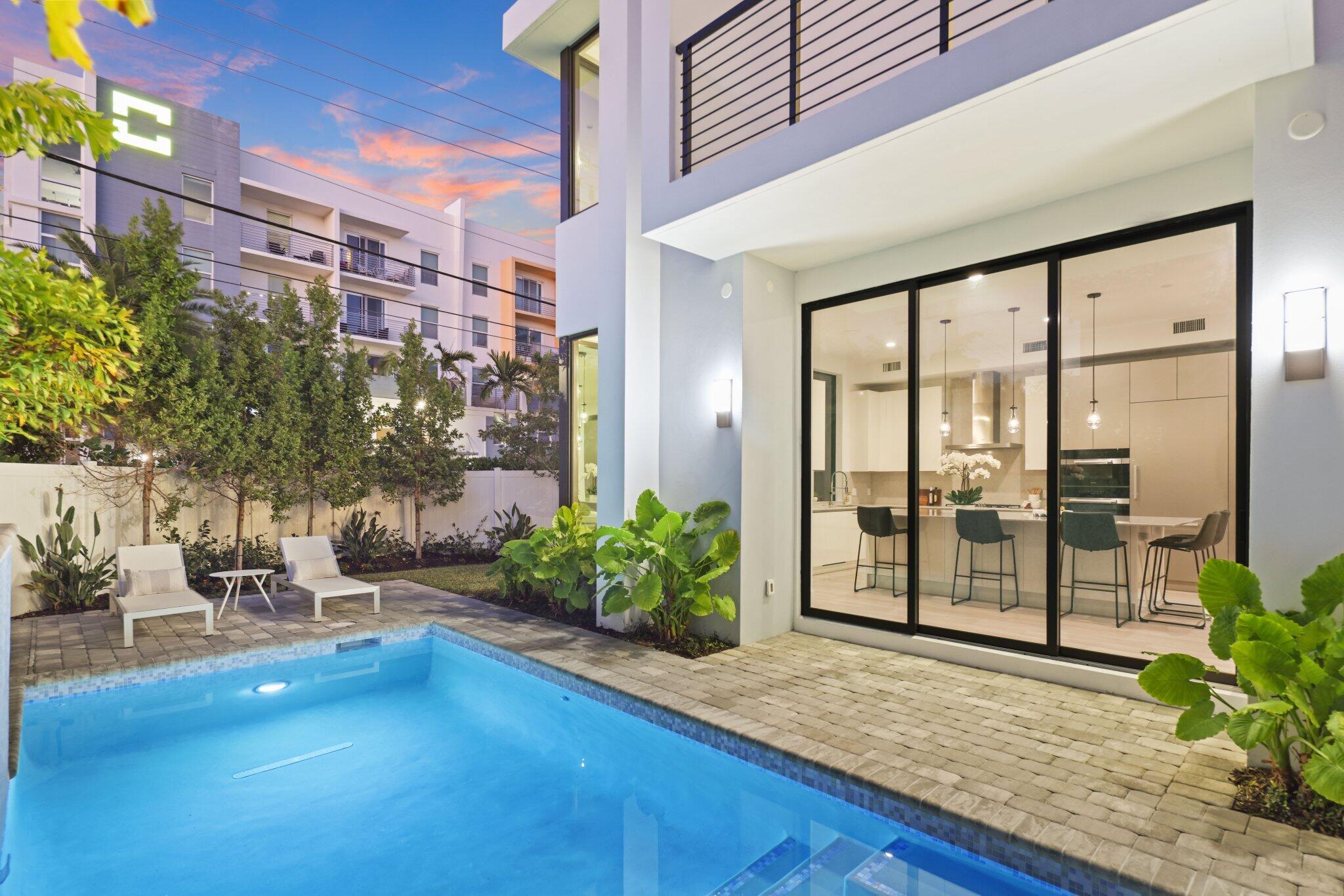 CENTENNIAL SQUARE - Residential