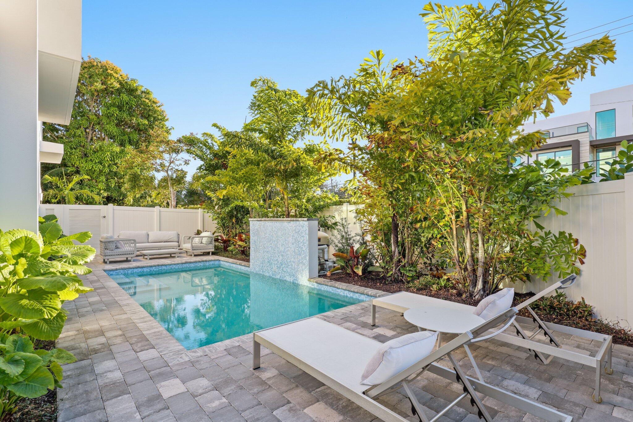 CENTENNIAL SQUARE - Residential