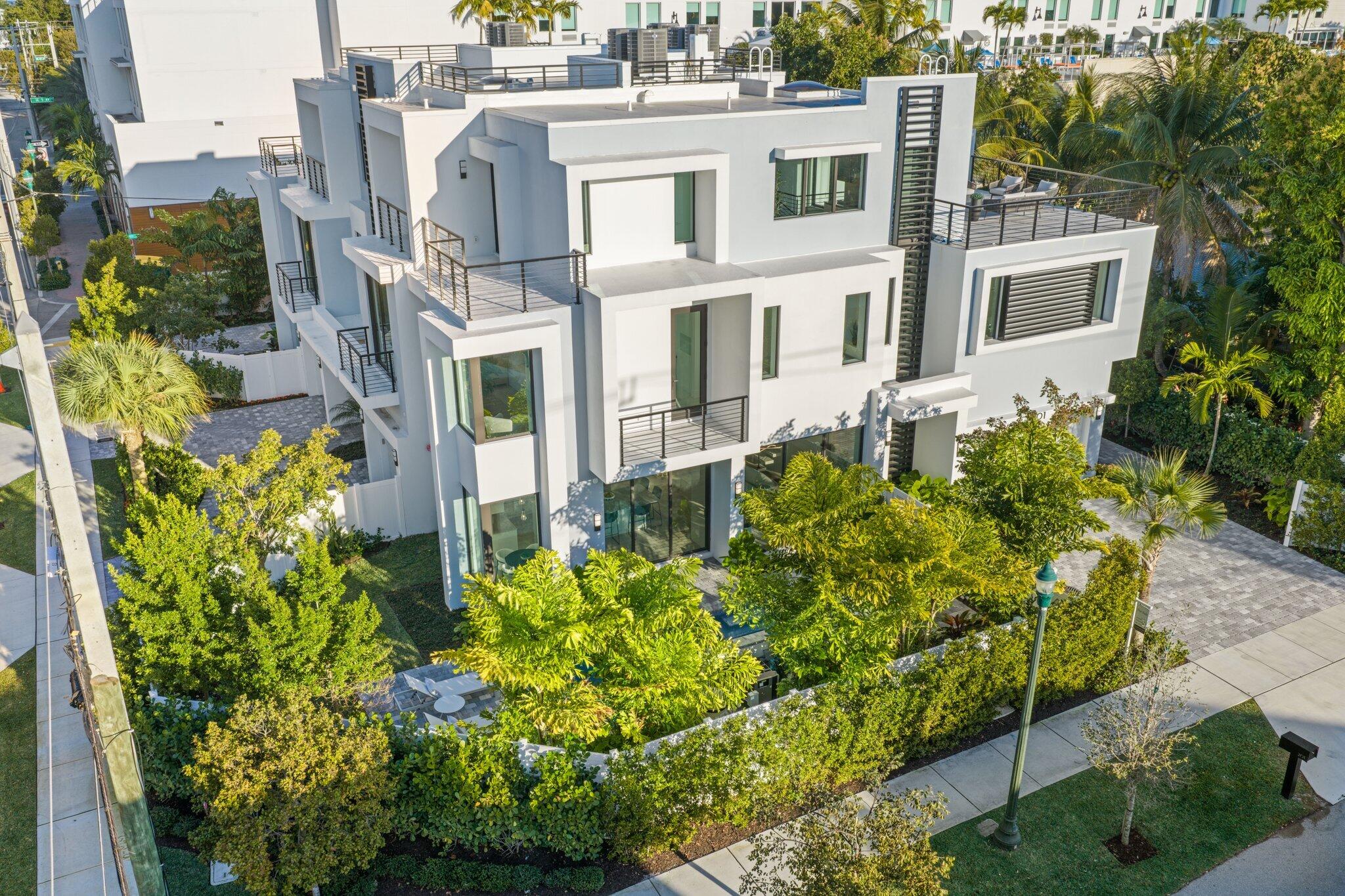 CENTENNIAL SQUARE - Residential