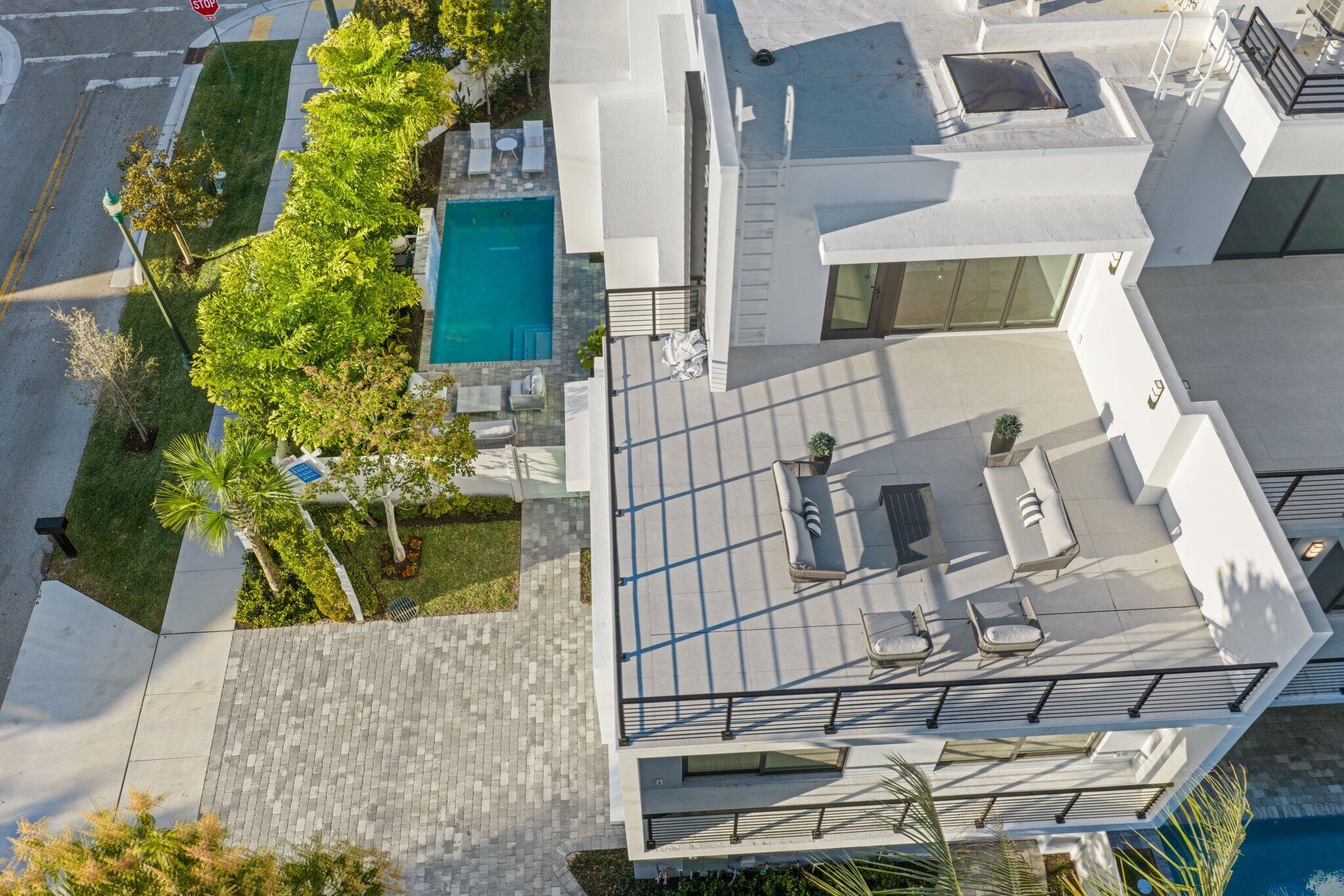 CENTENNIAL SQUARE - Residential