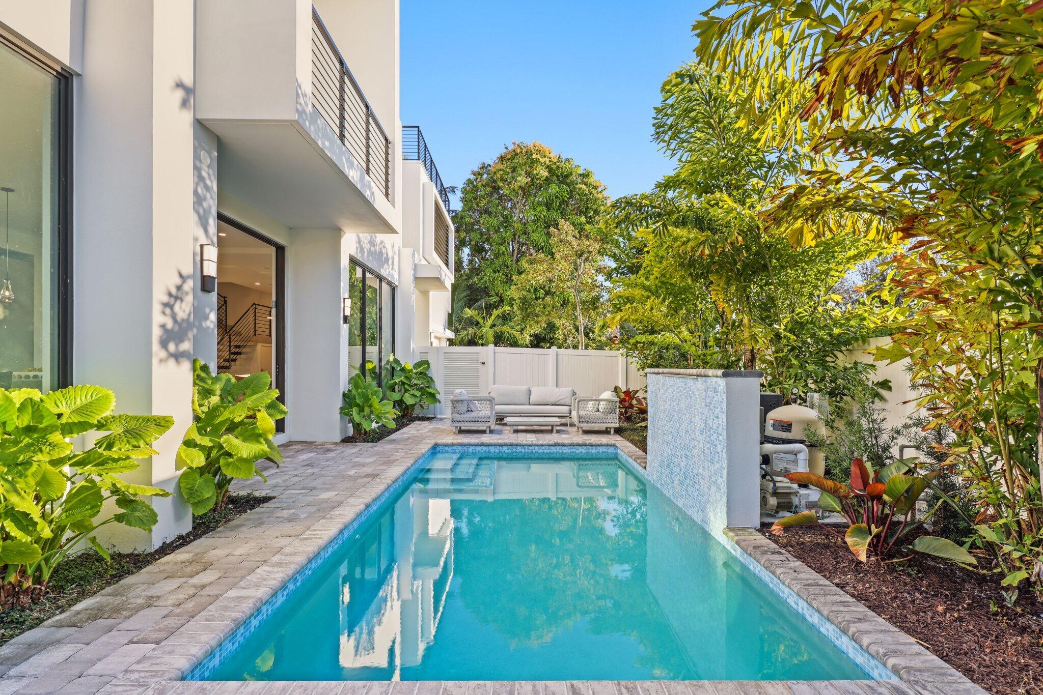 CENTENNIAL SQUARE - Residential