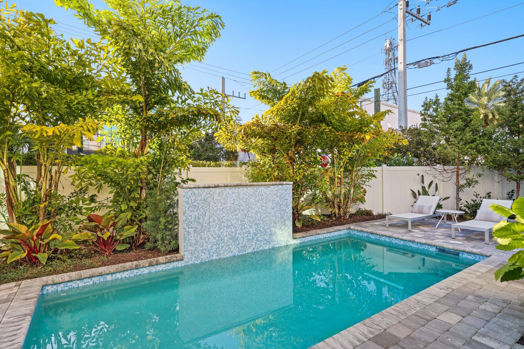 CENTENNIAL SQUARE - Residential