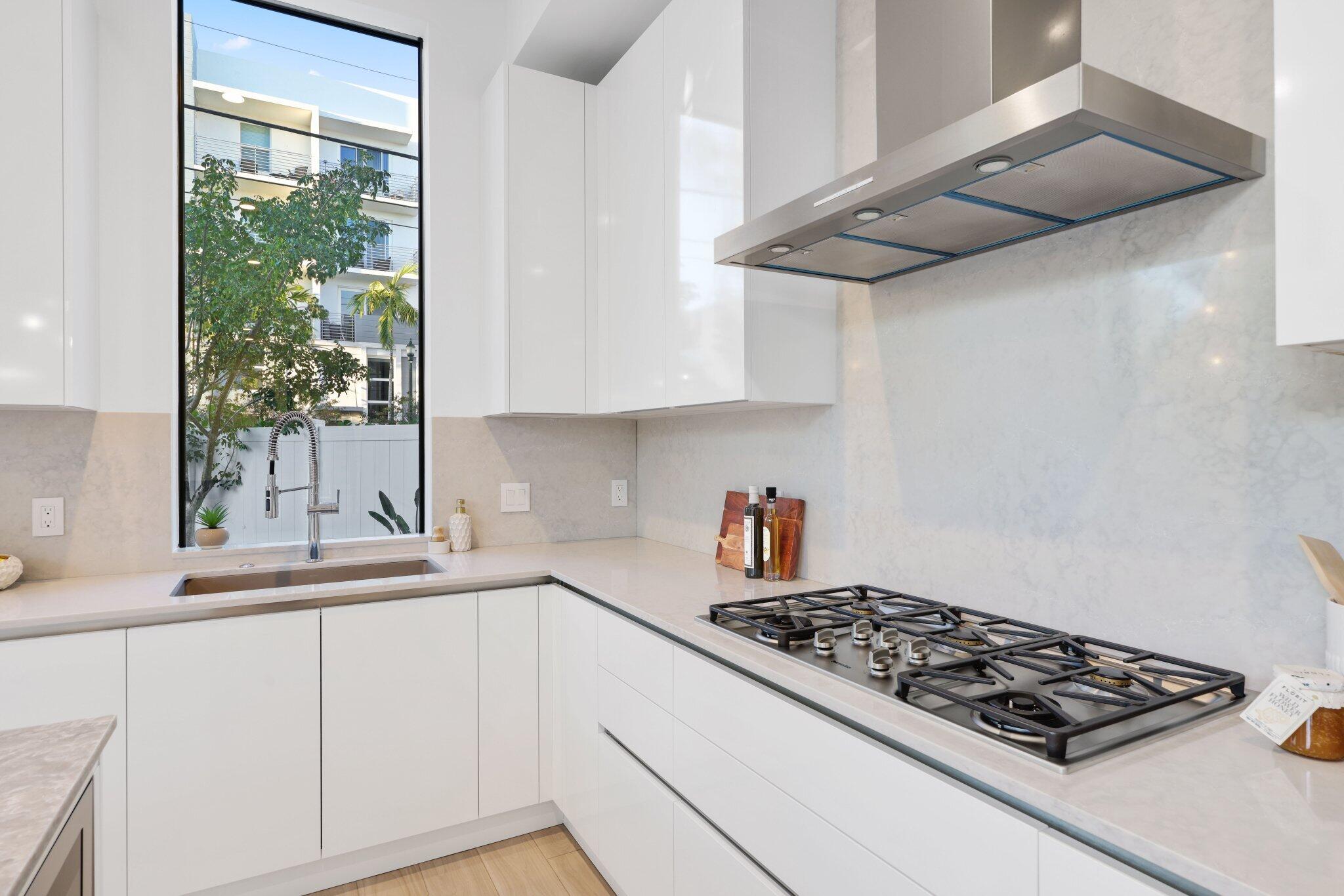 CENTENNIAL SQUARE - Residential