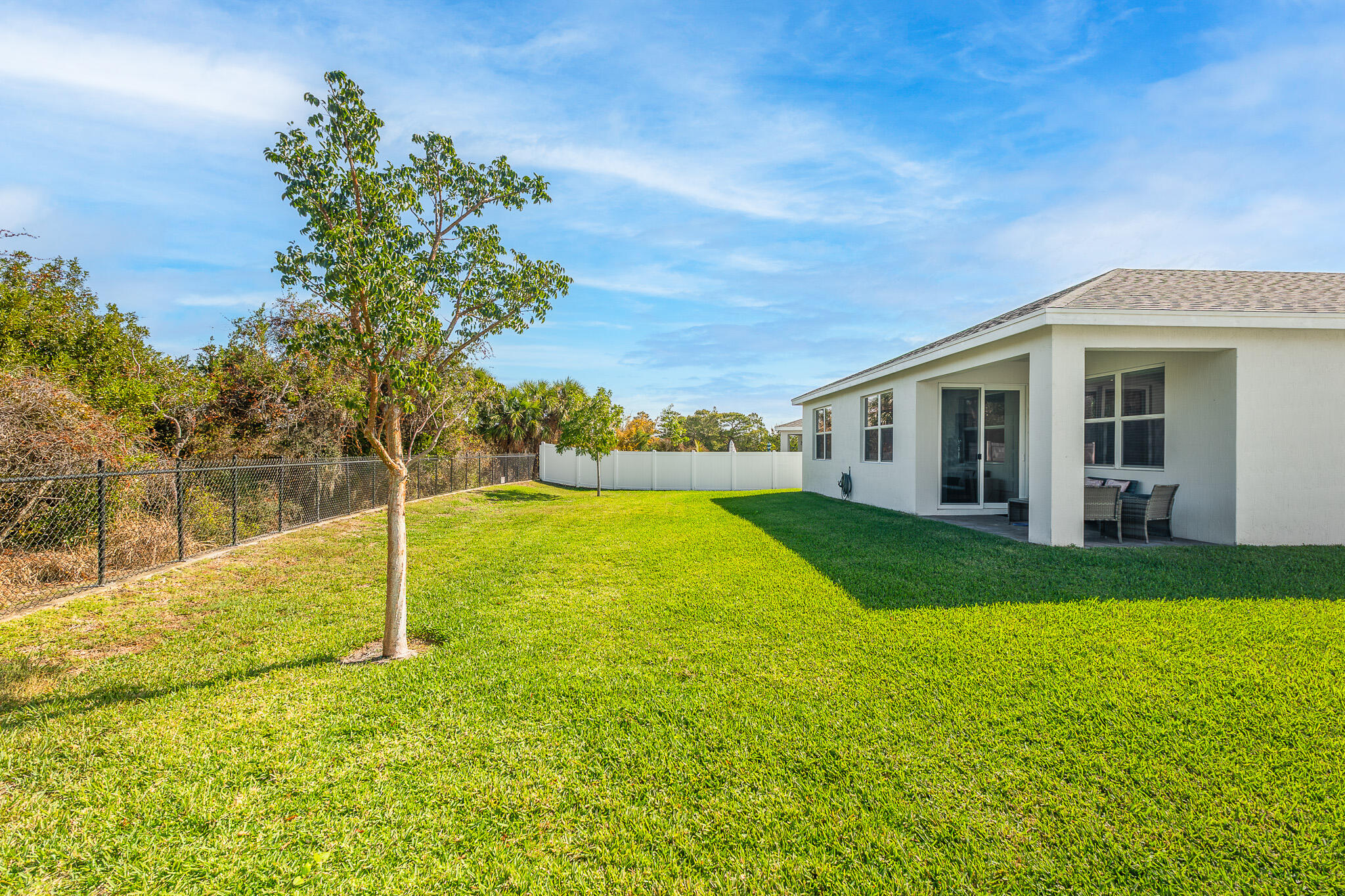 SABAL POINTE - Residential