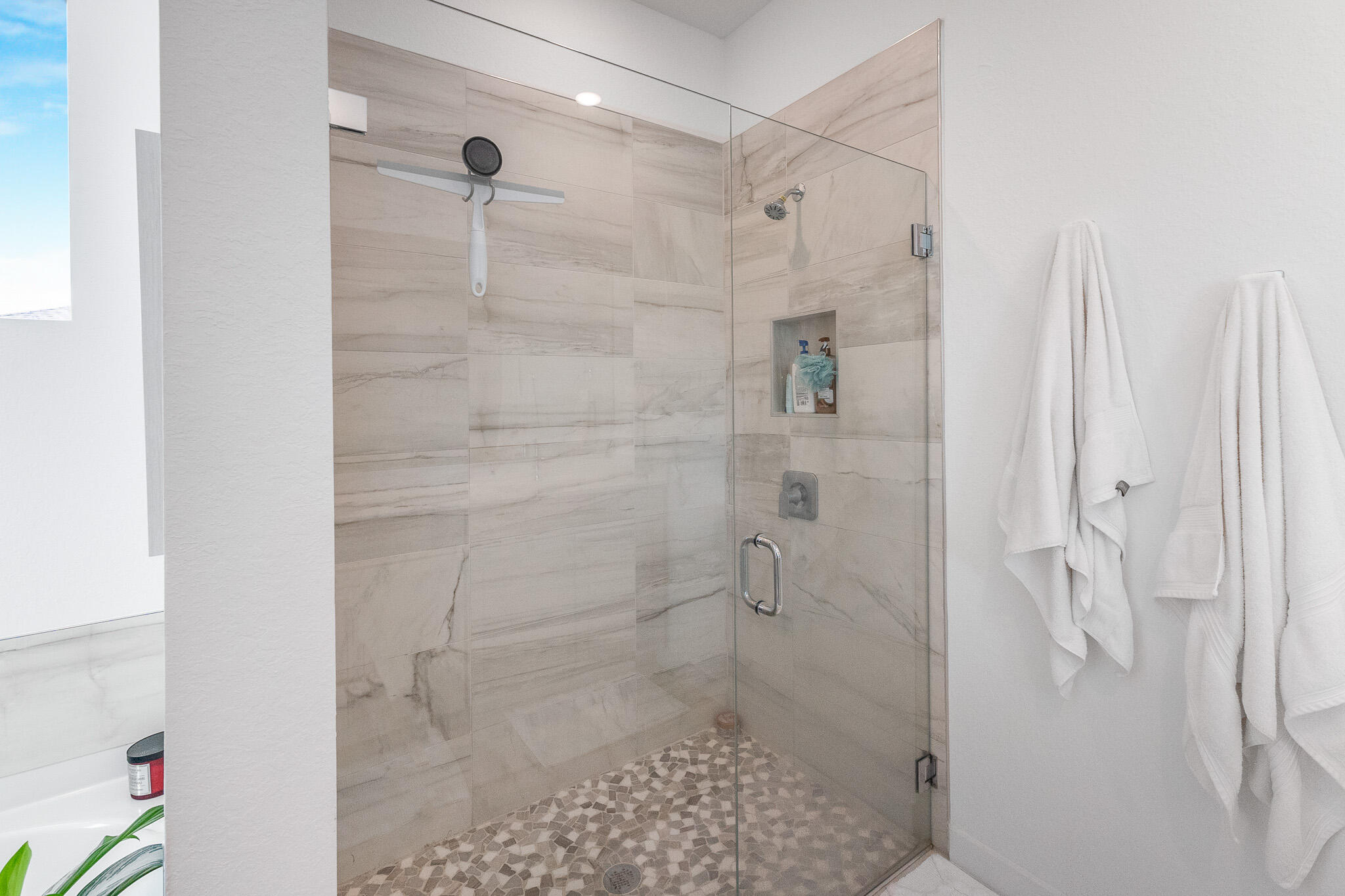 SABAL POINTE - Residential