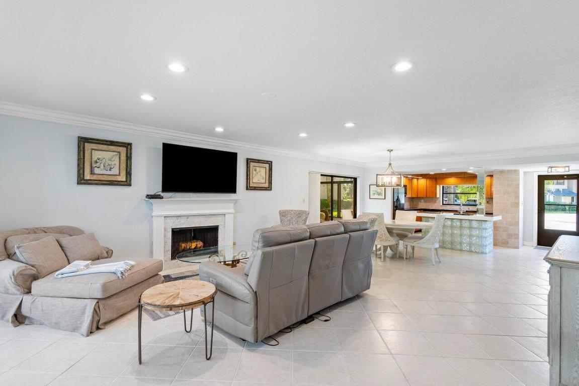 JUPITER DUNES CONDO - Residential Lease