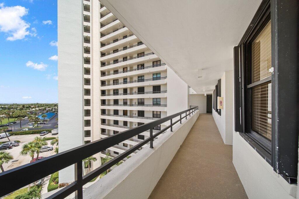 9650 S Ocean Drive 608