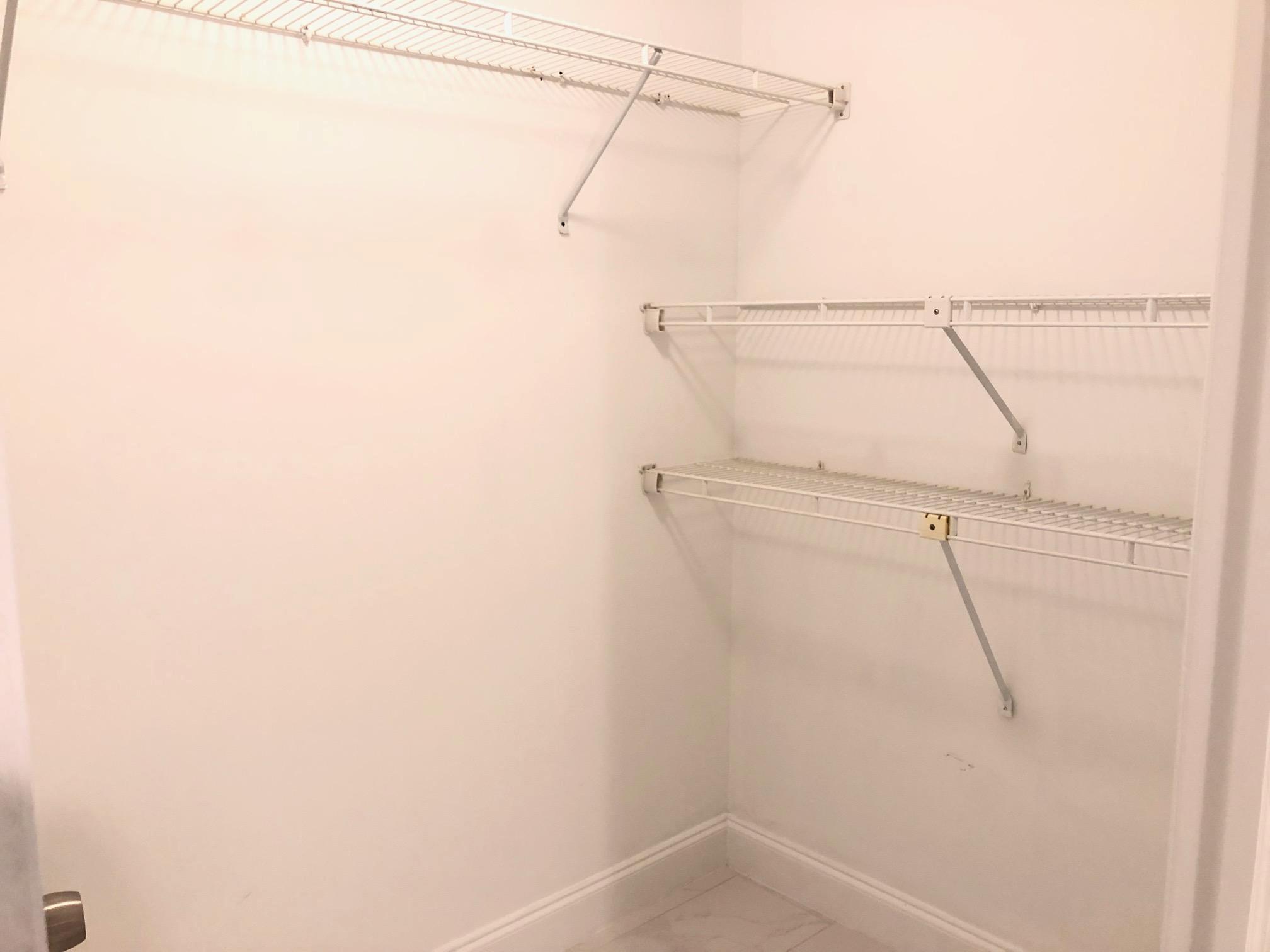 Golden Raintree 06 - Residential Lease