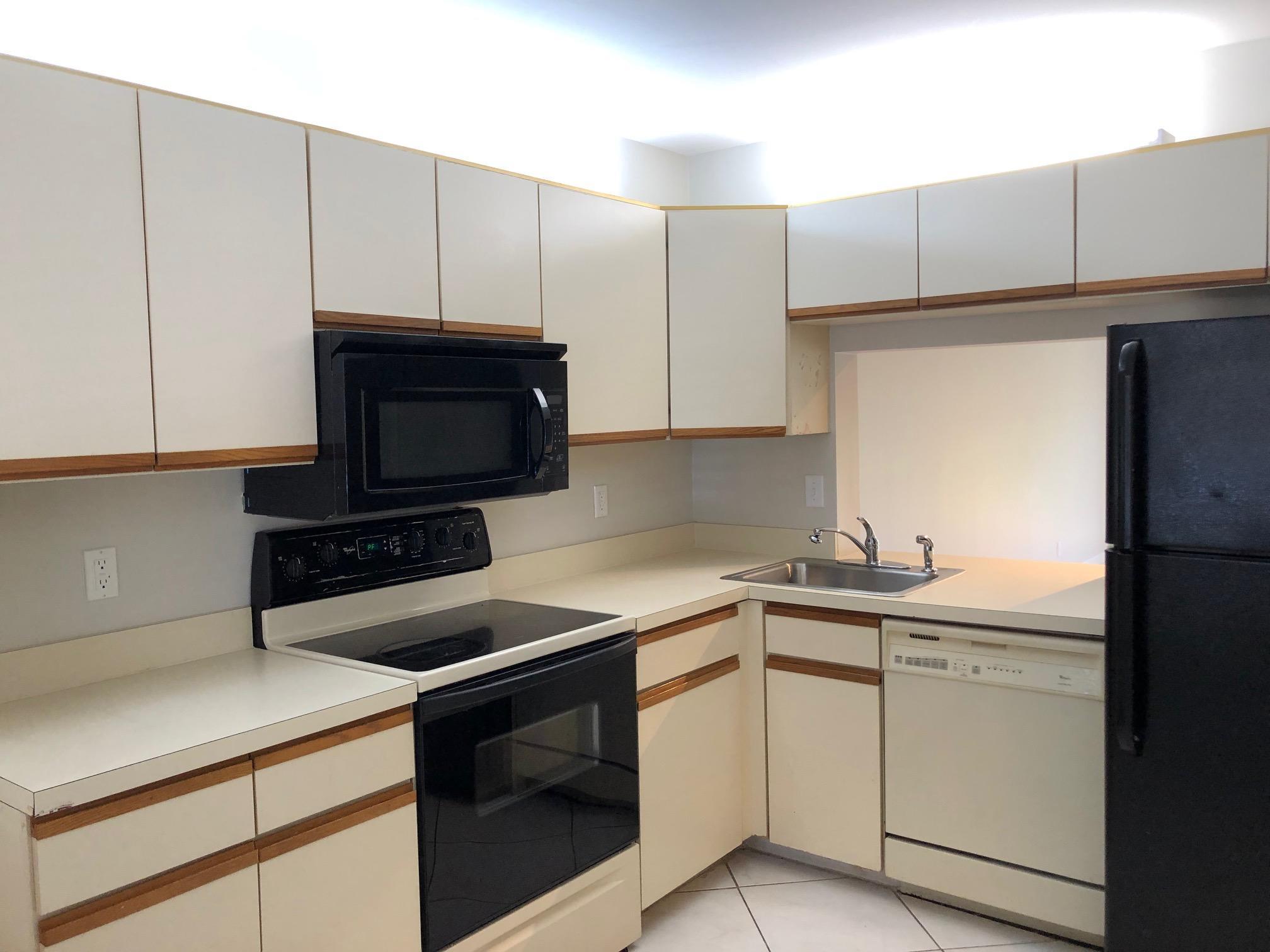 Golden Raintree 06 - Residential Lease