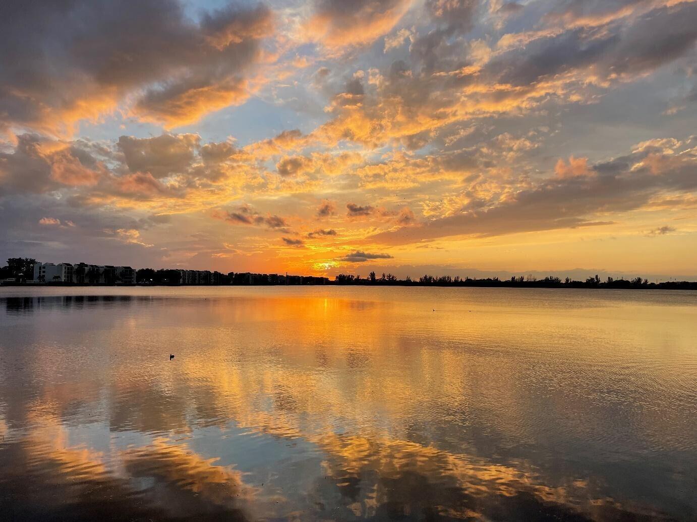 LAKE EMERALD CONDOMINIUM NO - Residential