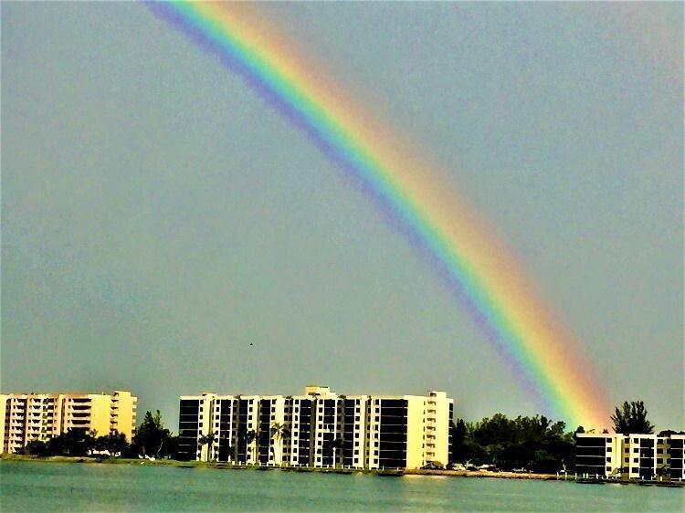 LAKE EMERALD CONDOMINIUM NO - Residential