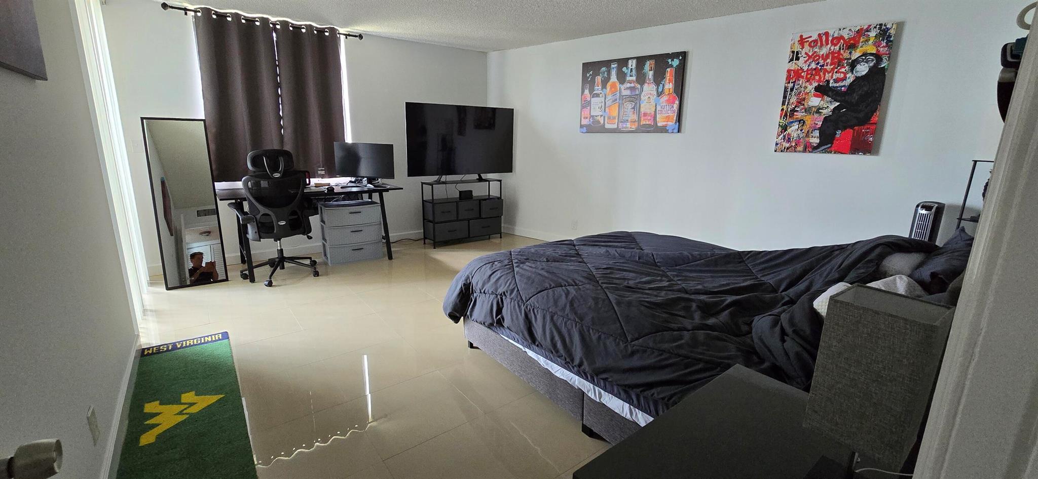 LAKE EMERALD CONDOMINIUM NO - Residential