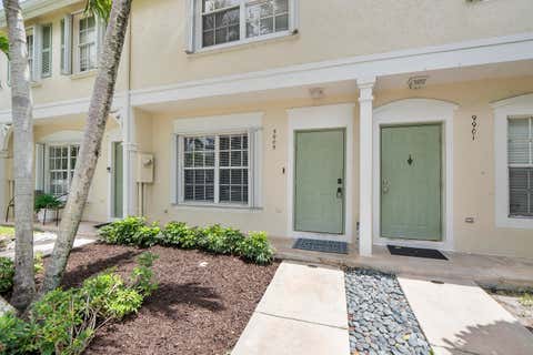 Tiny photo for 9905 NW 57th Manor, Coral Springs, FL 33076 (MLS # B26050971)