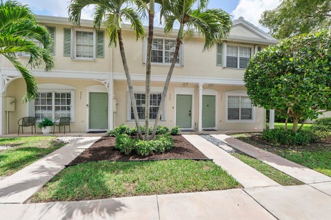 Tiny photo for 9905 NW 57th Manor, Coral Springs, FL 33076 (MLS # B26050971)