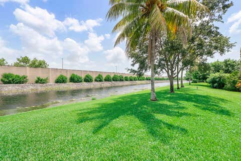 Tiny photo for 9905 NW 57th Manor, Coral Springs, FL 33076 (MLS # B26050971)