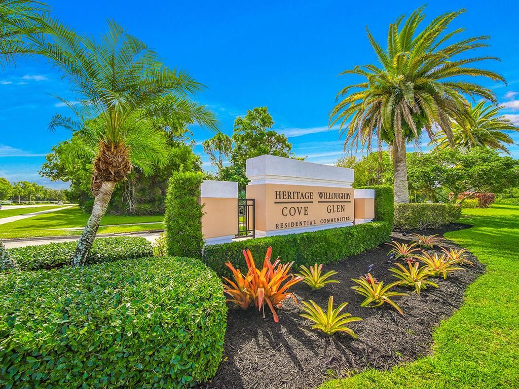 Photo of 1153 SE Westminster Place Pl, Stuart, FL 34997 (MLS # R10812322)