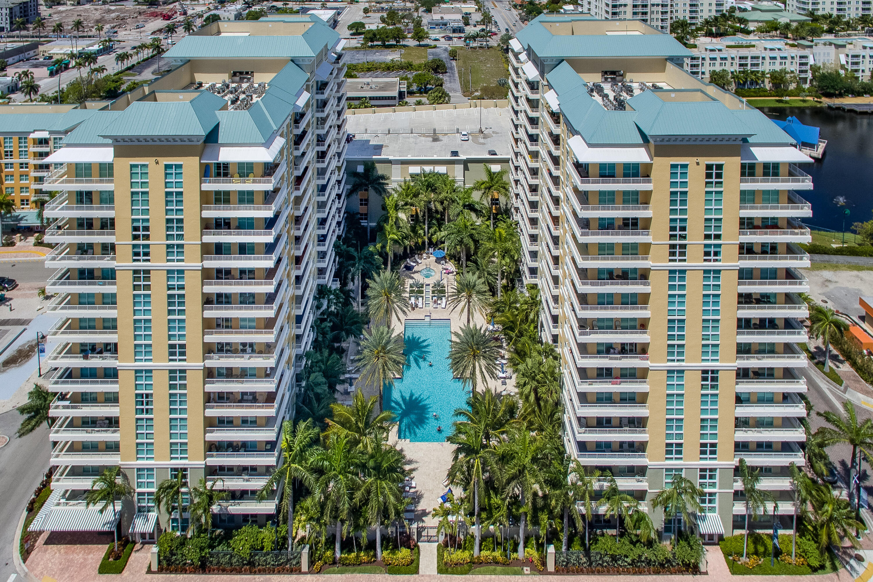 MARINA VILLAGE AT BOYNTON BEACH CONDO - Residential