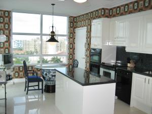 TOSCANA WEST TOWER II - Residential Lease
