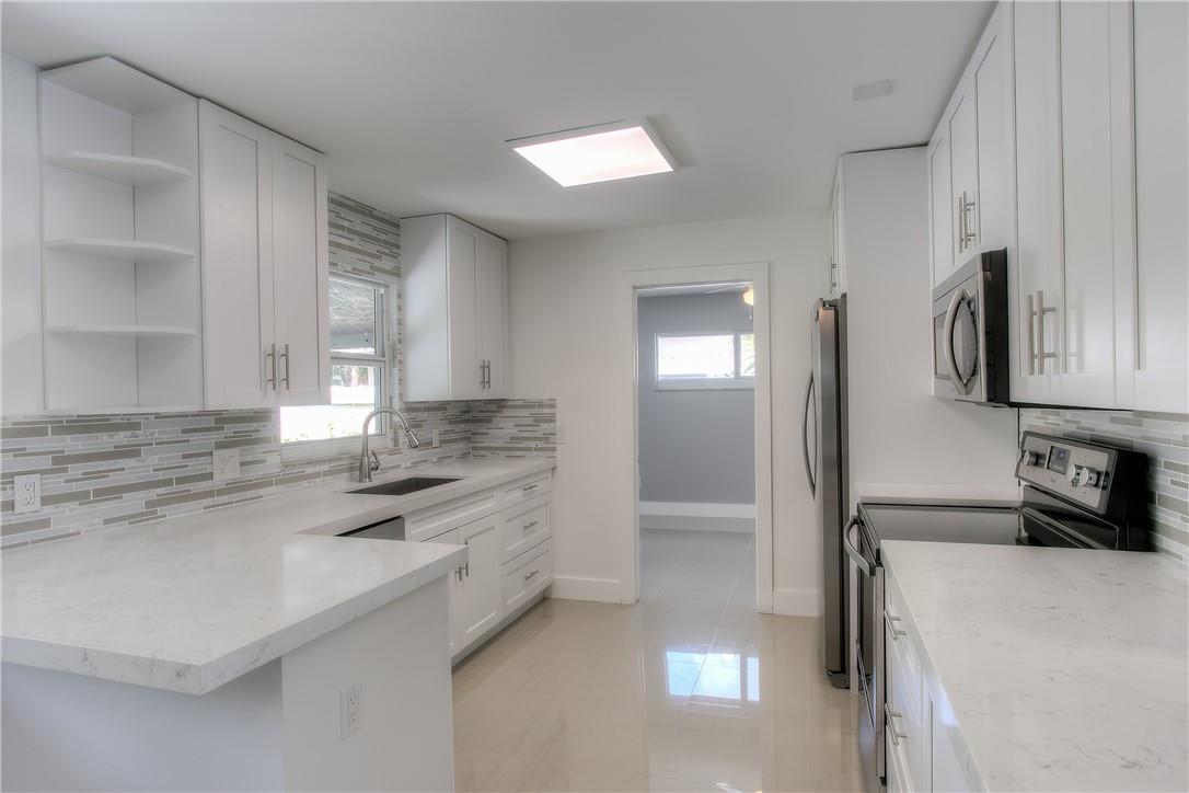 4500 SW 38th Ter