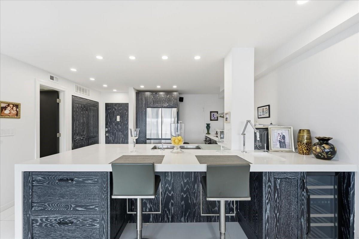 East Point Towers - Residential