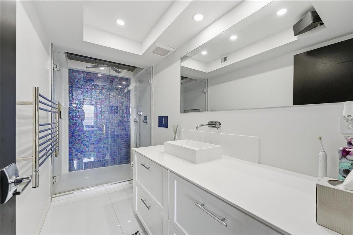 East Point Towers - Residential