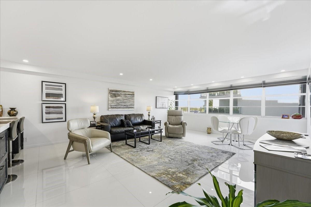 East Point Towers - Residential