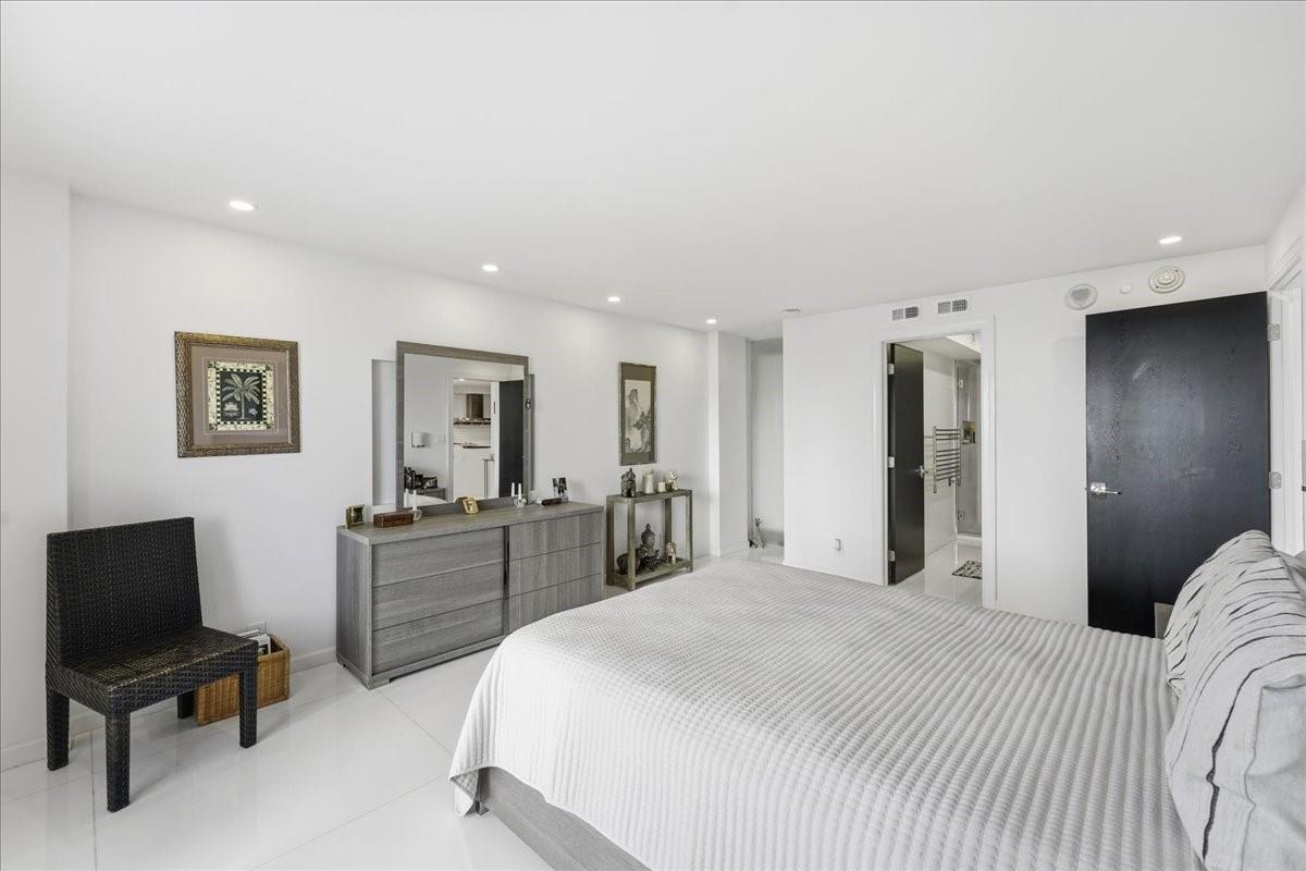 East Point Towers - Residential