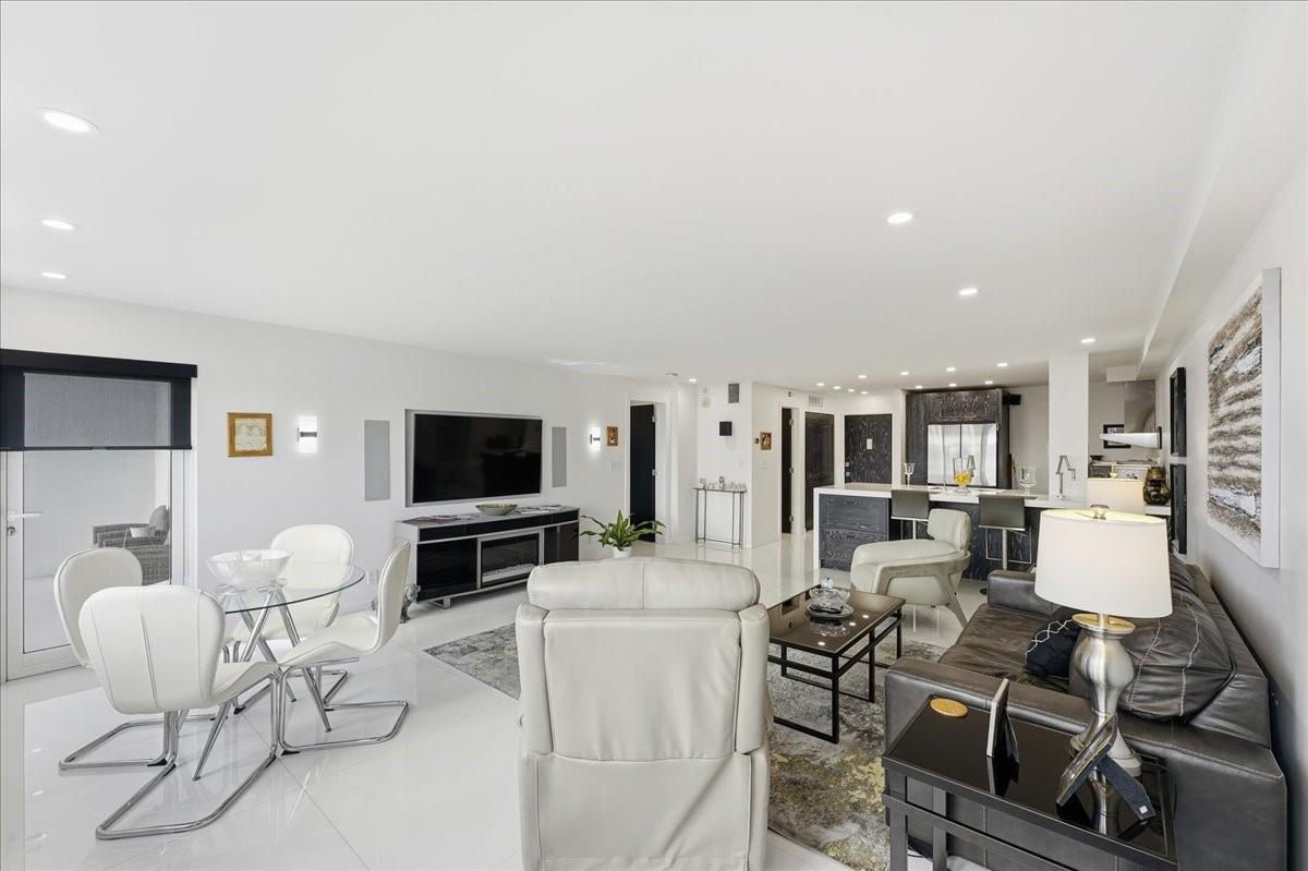 East Point Towers - Residential