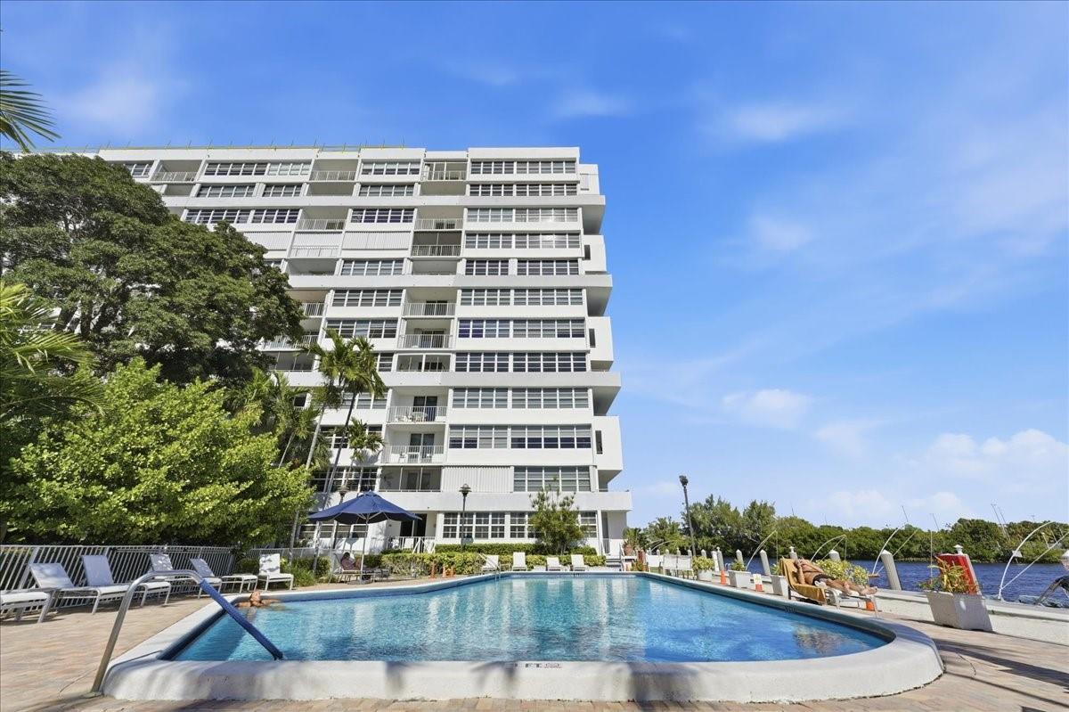 East Point Towers - Residential