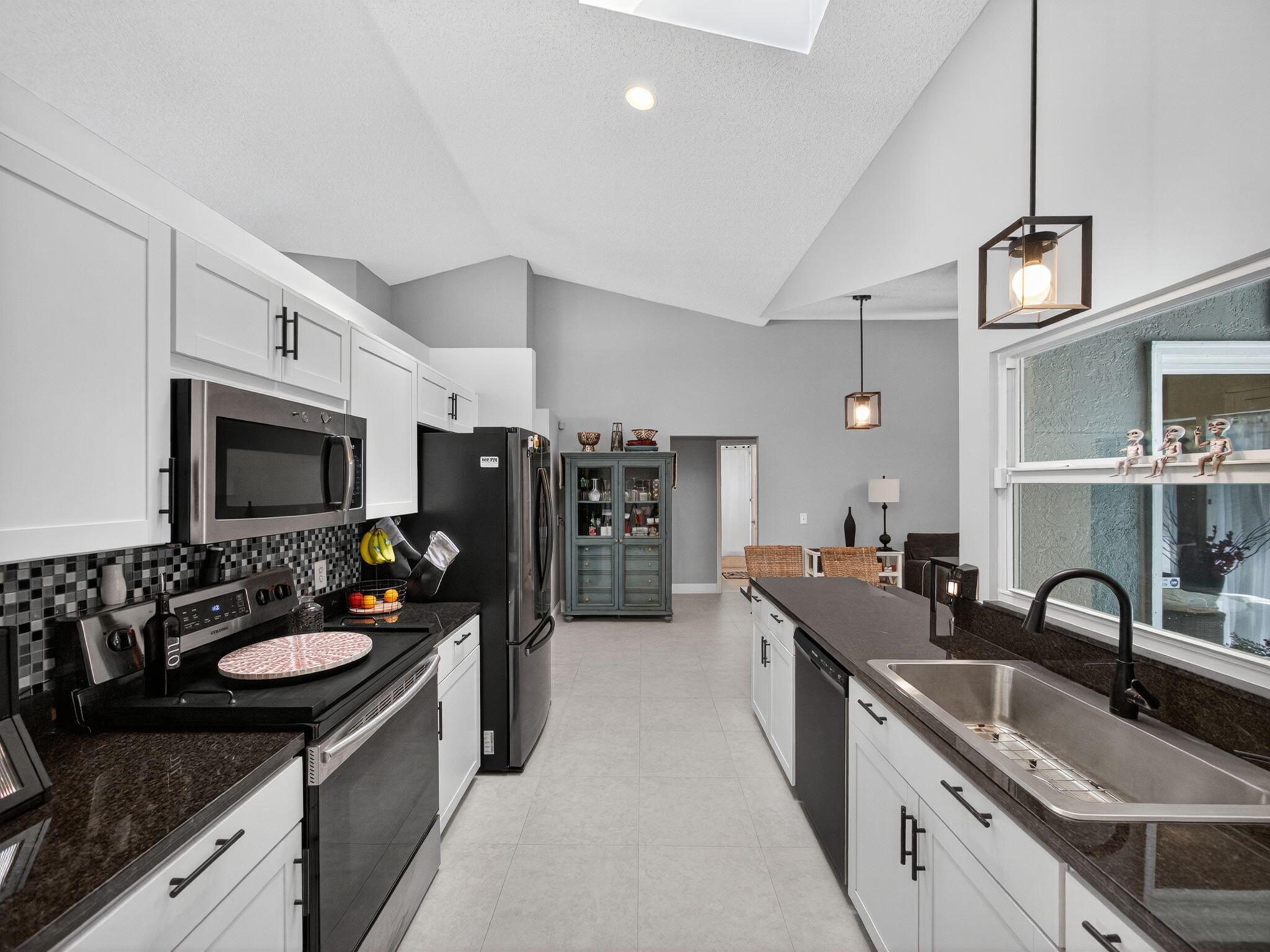 PORT ST LUCIE SECTION 17 - Residential