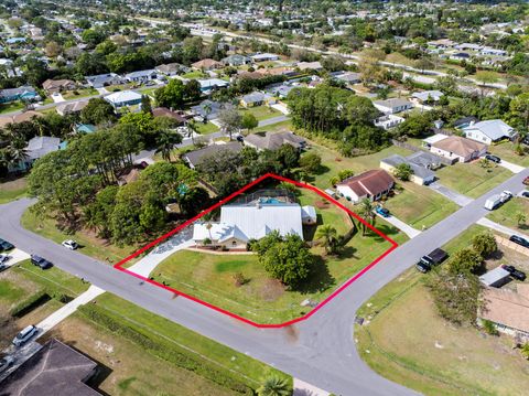 A home in Port St Lucie