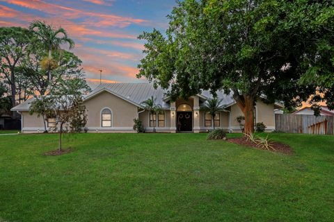 A home in Port St Lucie