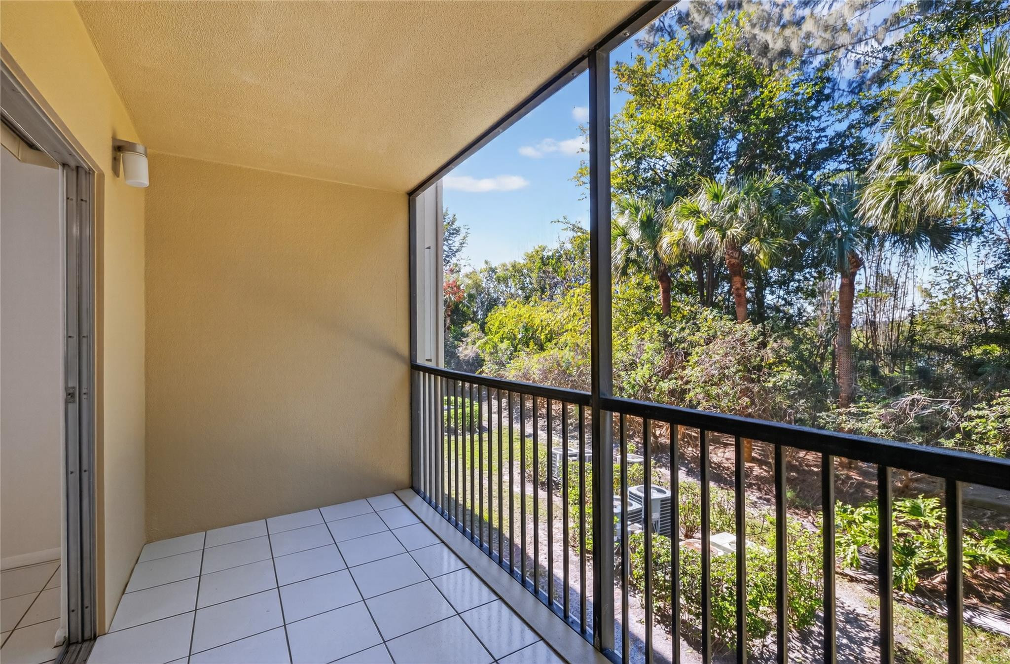 Suffolk @ Century Village - Residential