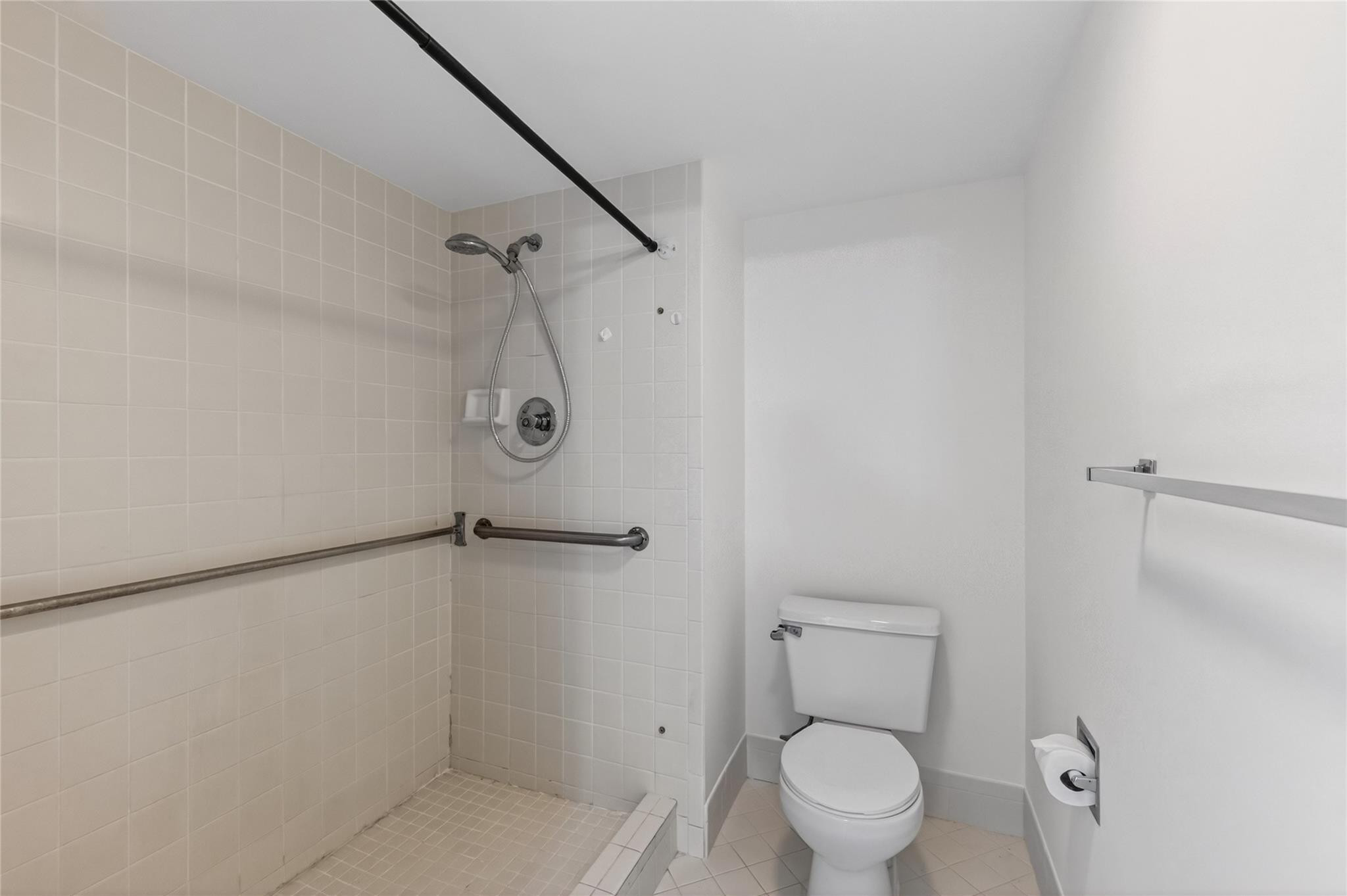 Suffolk @ Century Village - Residential