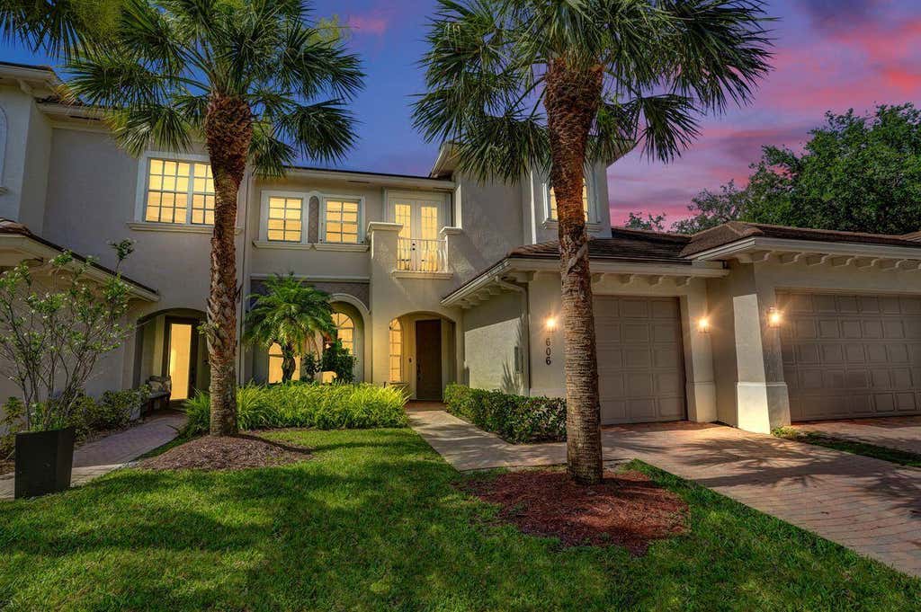 Photo of 6379 Bella Circle W #606, Boynton Beach, FL 33437 (MLS # B26051537)