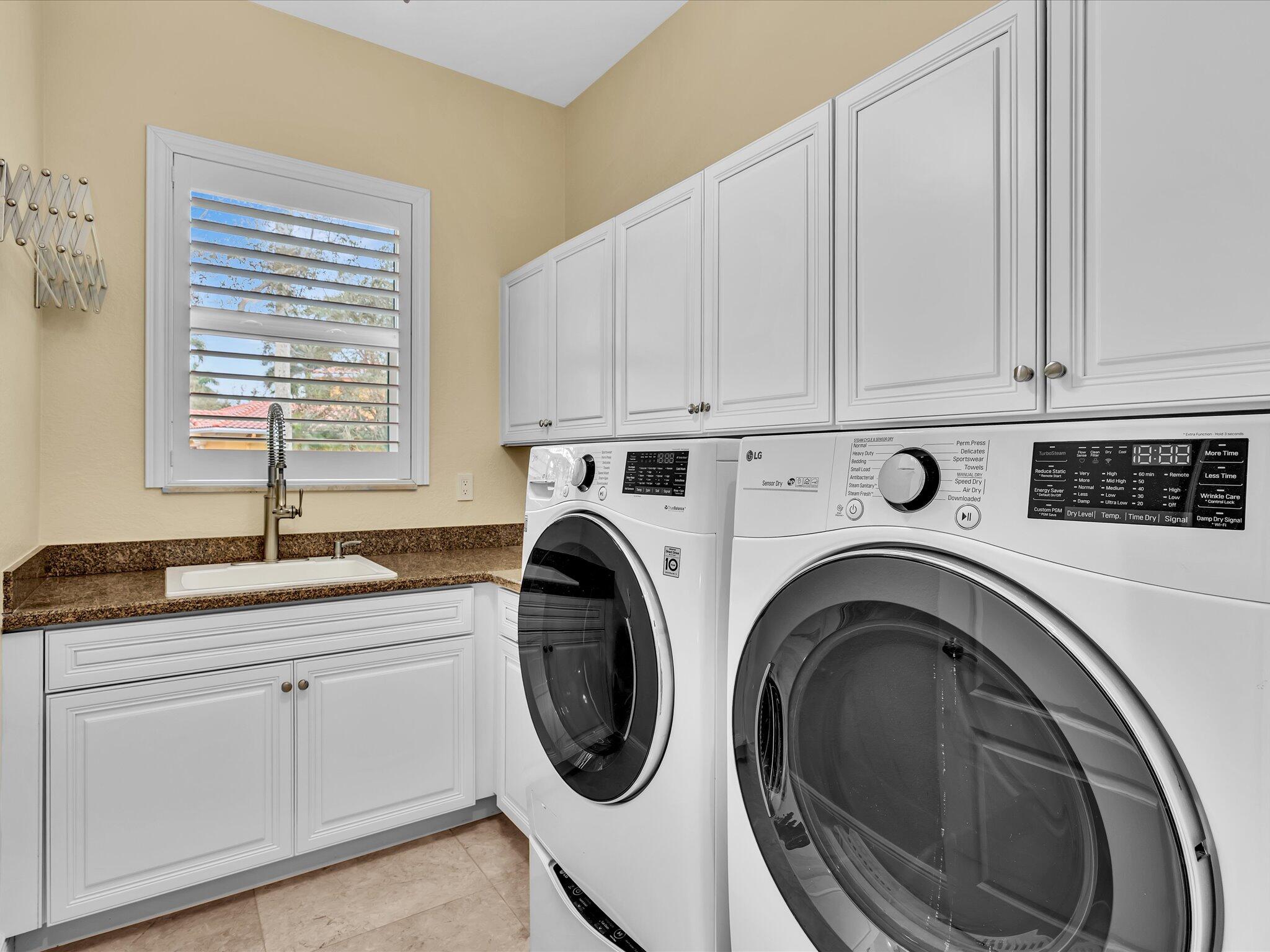 HERON BAY SEVEN & EIGHT The Colony - Residential