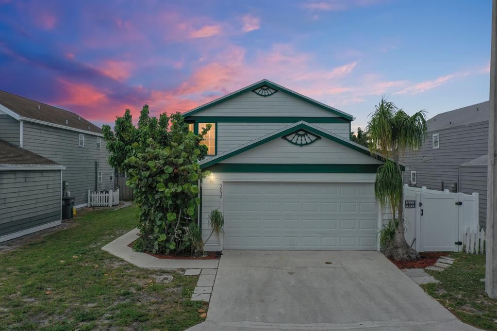 Photo of 5952 Snowdrop Way, West Palm Beach, FL 33415 (MLS # R10889976)