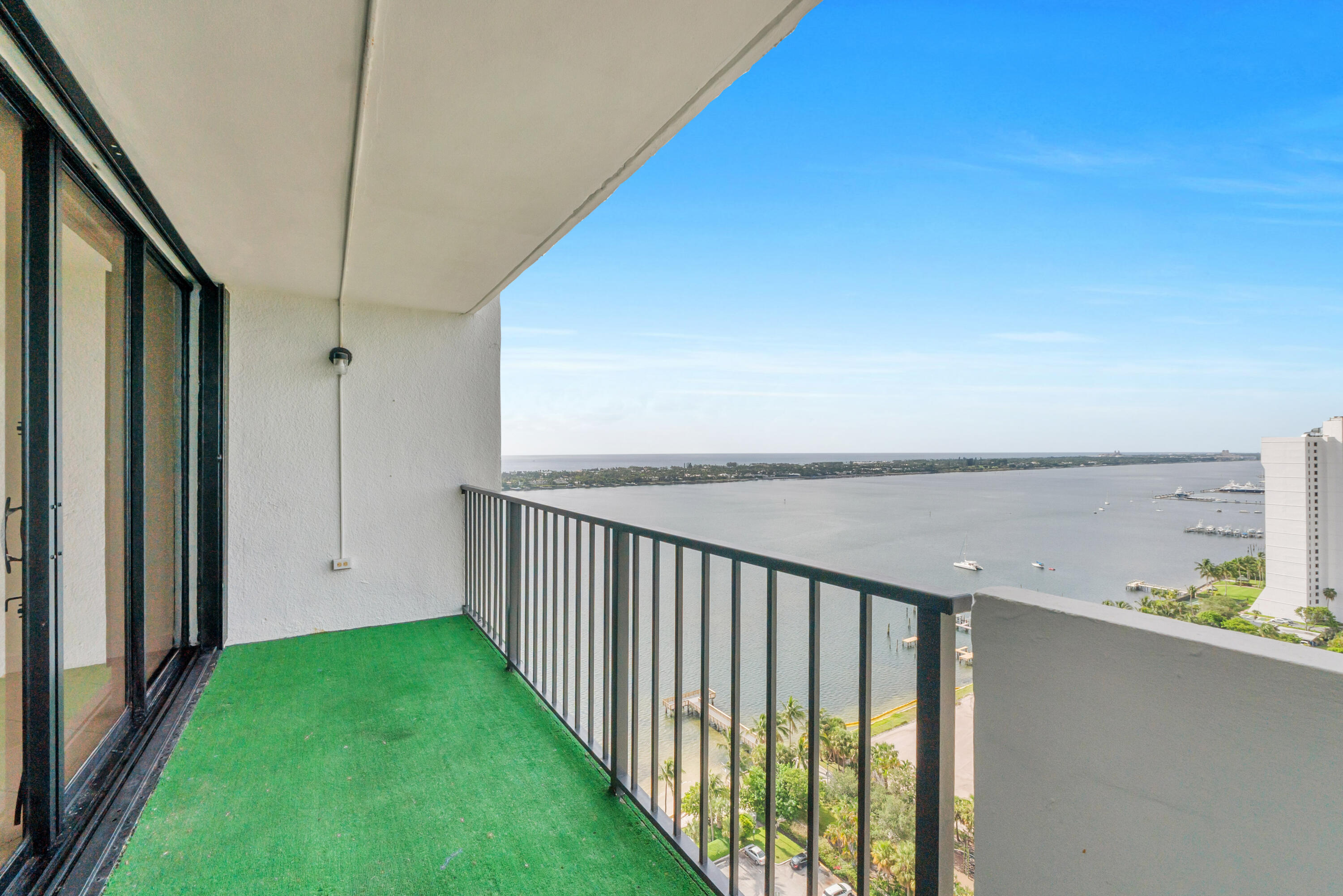 5600 N Flagler Drive 2504