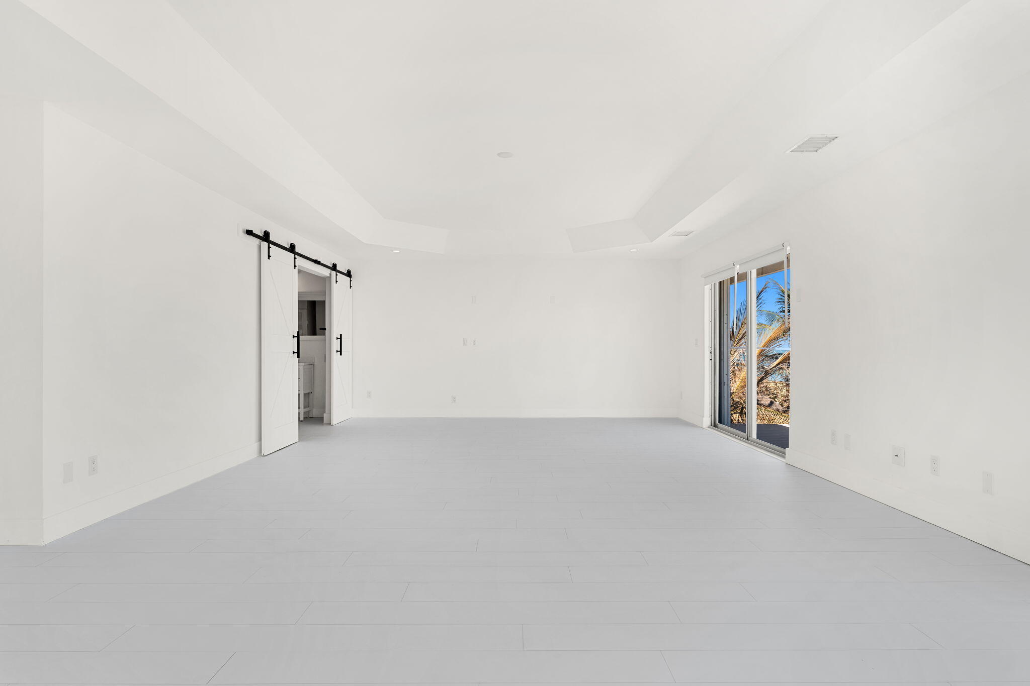 INDIAN RIVER OAKS SUBD - Residential