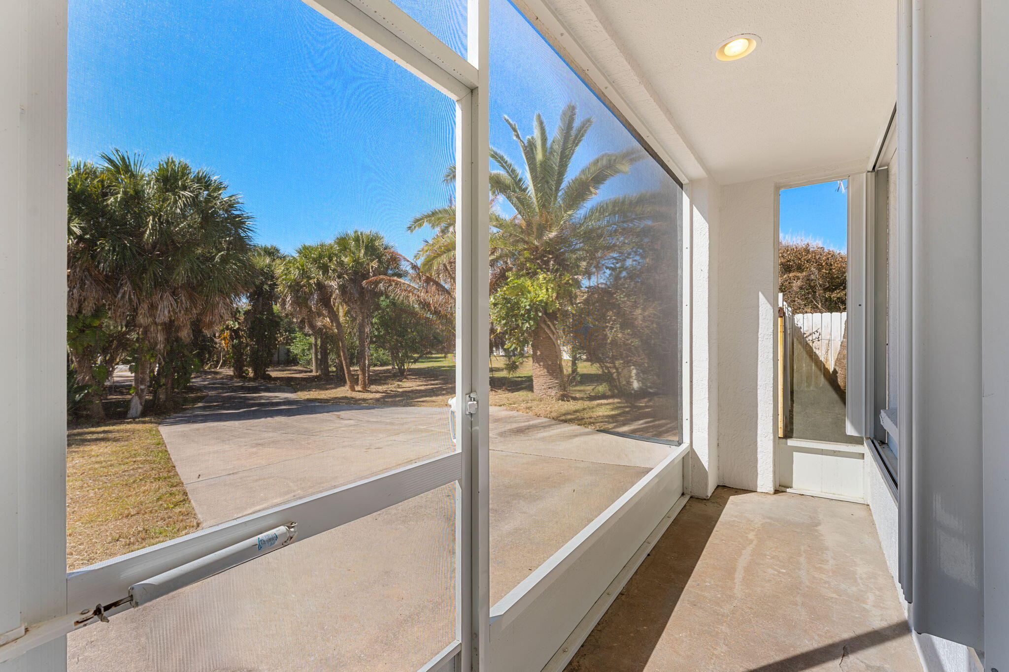 INDIAN RIVER OAKS SUBD - Residential