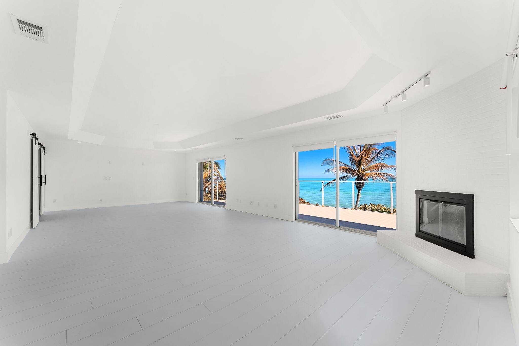 INDIAN RIVER OAKS SUBD - Residential