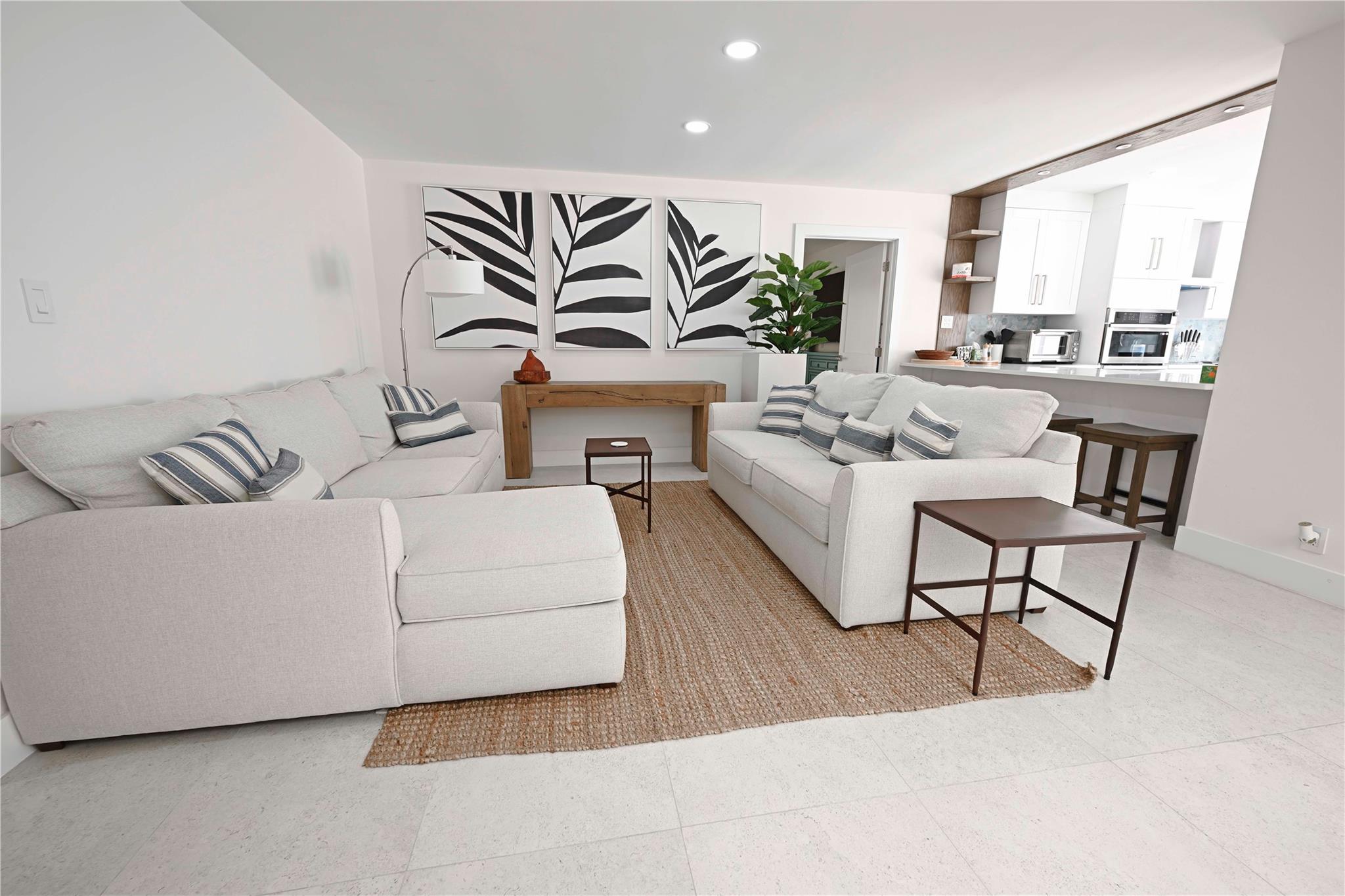 Bon Air Beach 04 - Residential