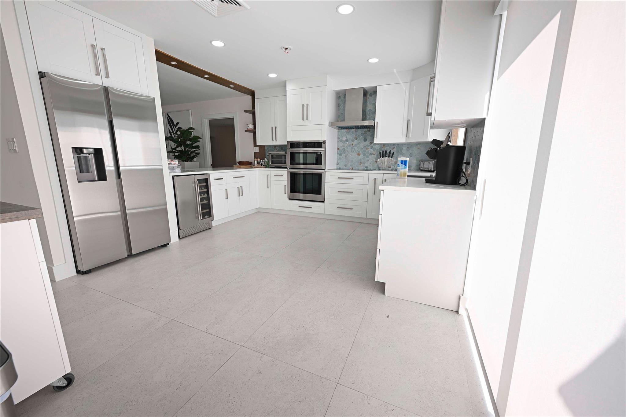 114 N Beach Rd