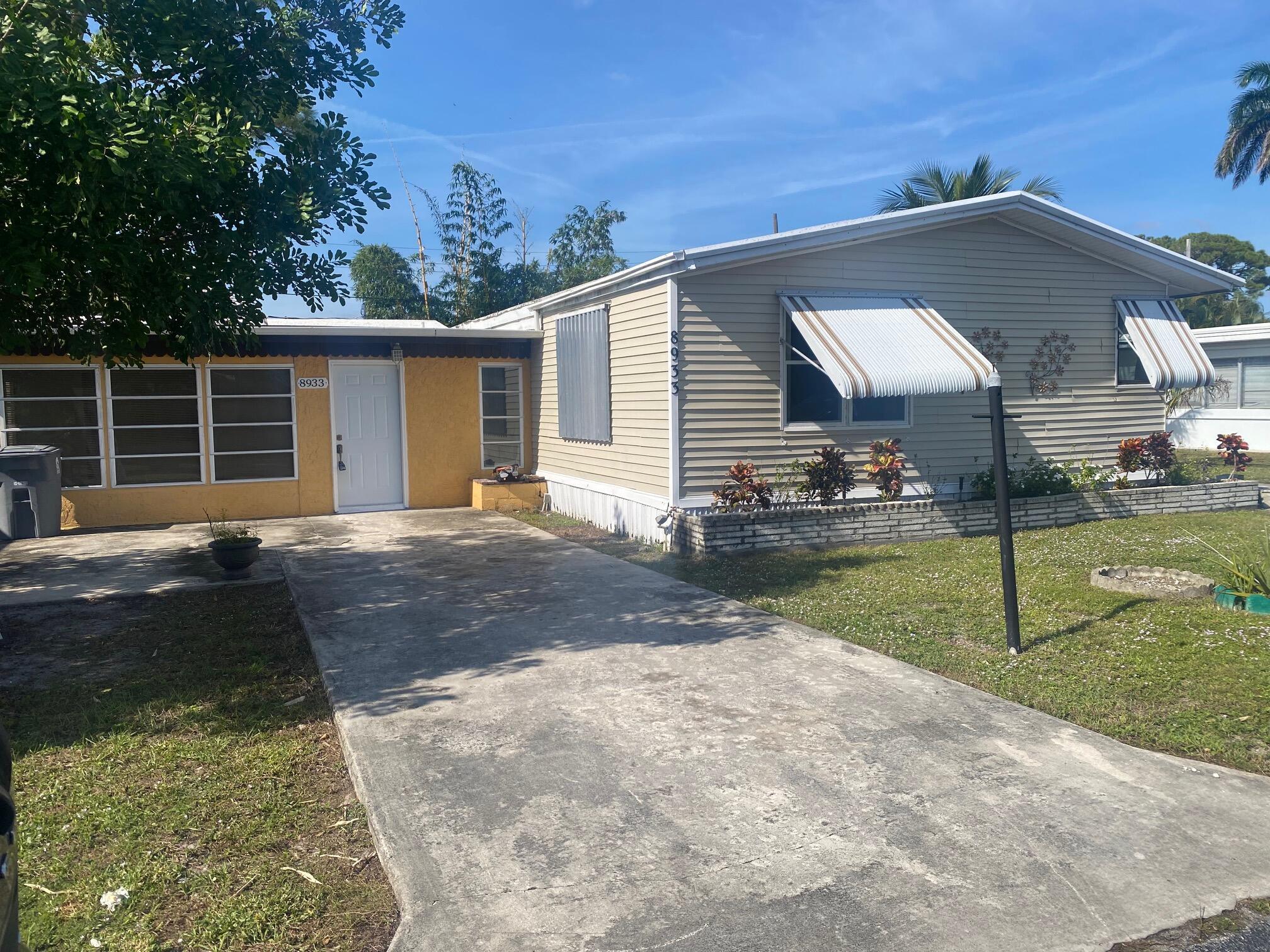 PINE GROVE VILLAGE UNREC - Residential Lease