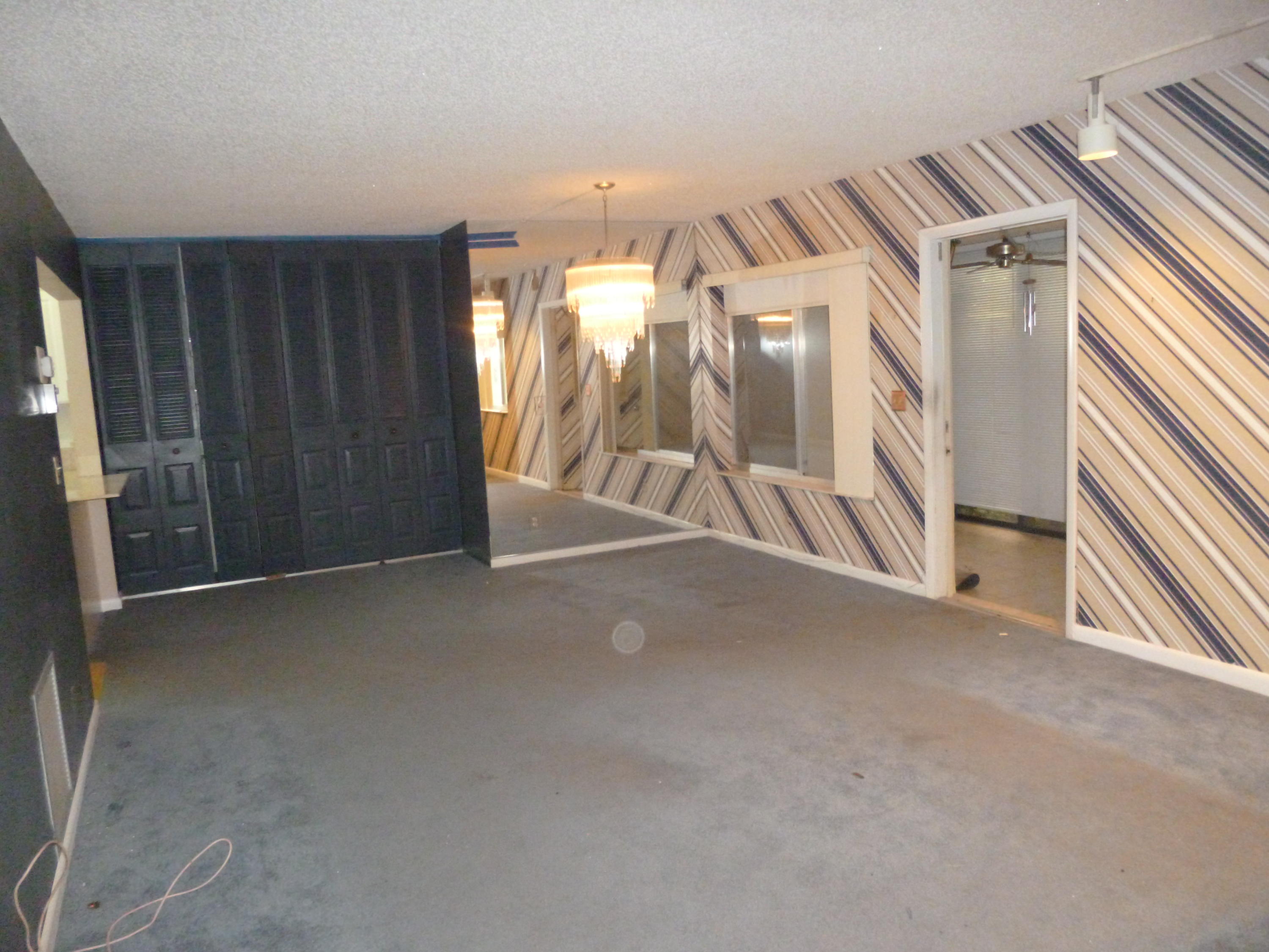 PINE RIDGE SOUTH IV CONDO - Residential