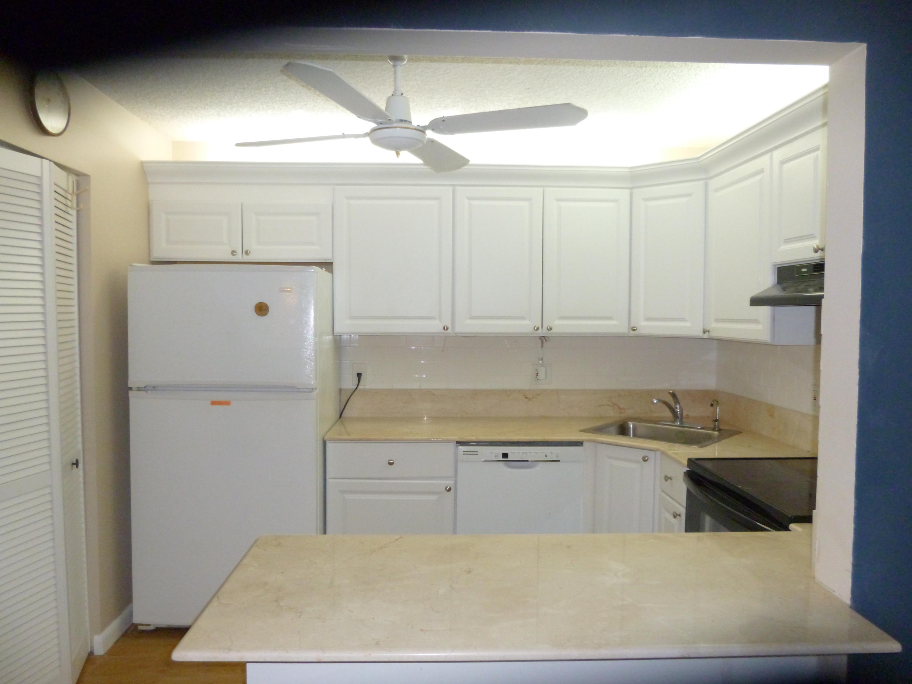 PINE RIDGE SOUTH IV CONDO - Residential