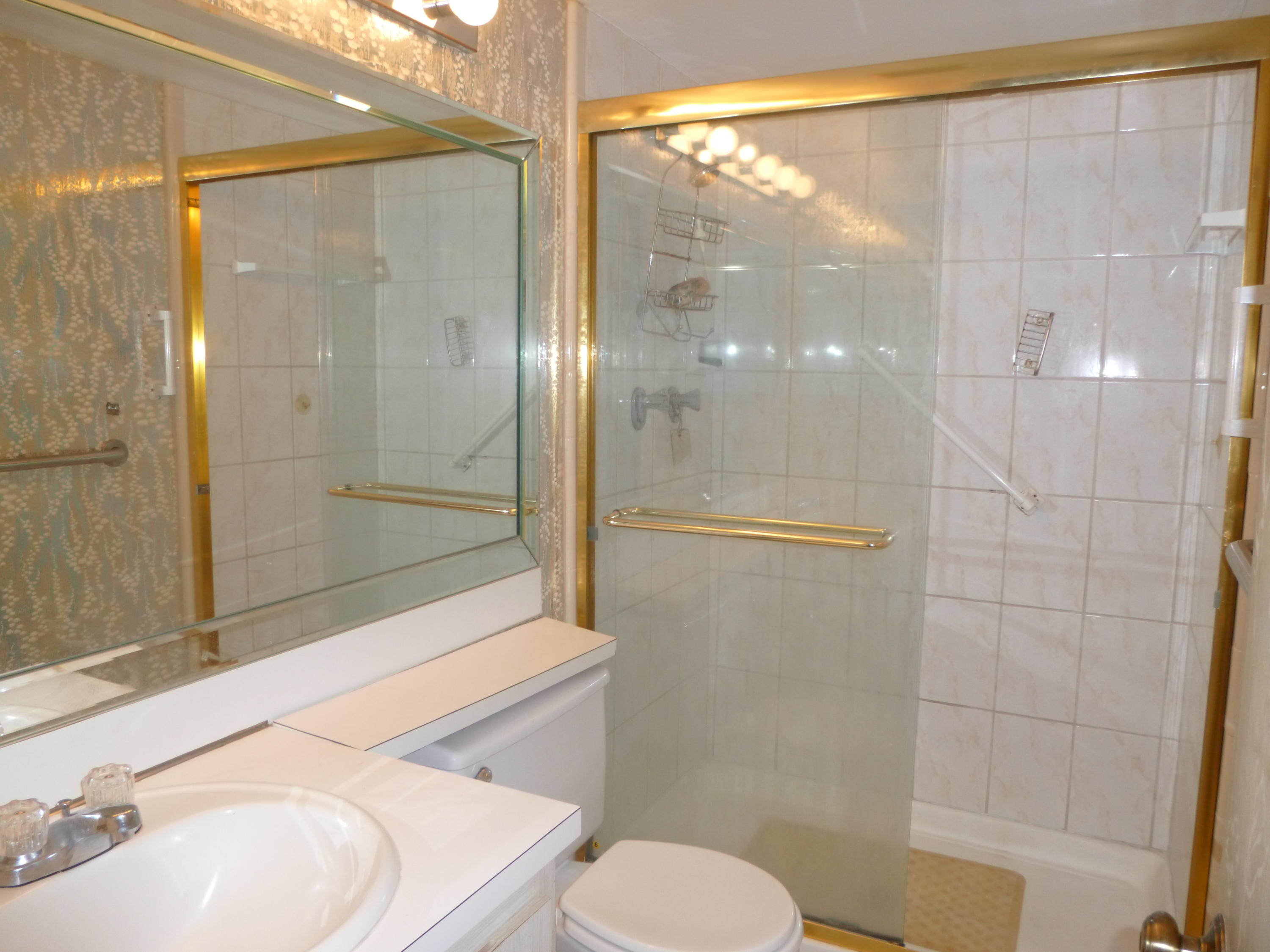 PINE RIDGE SOUTH IV CONDO - Residential