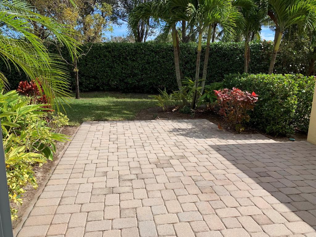 Paloma - Residential