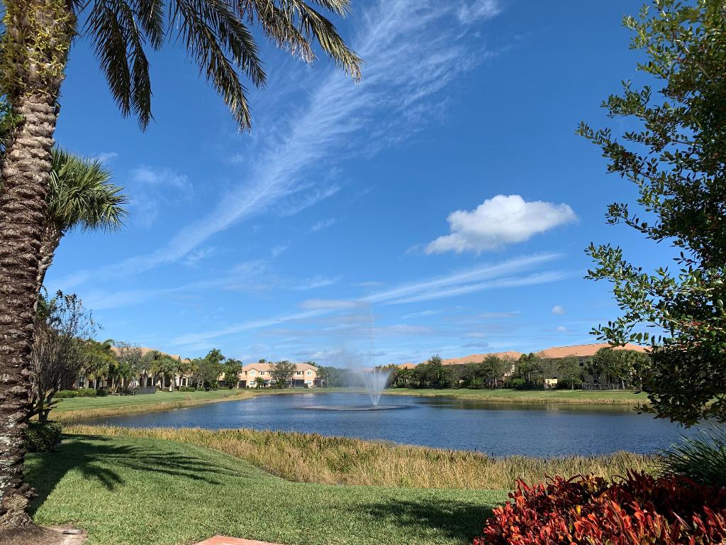 Paloma - Residential