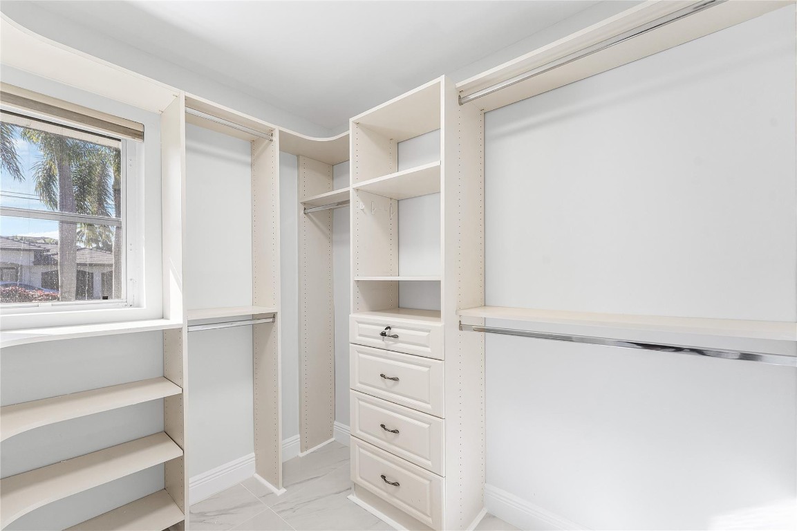 Hillsboro Isles 29-4 B - Residential